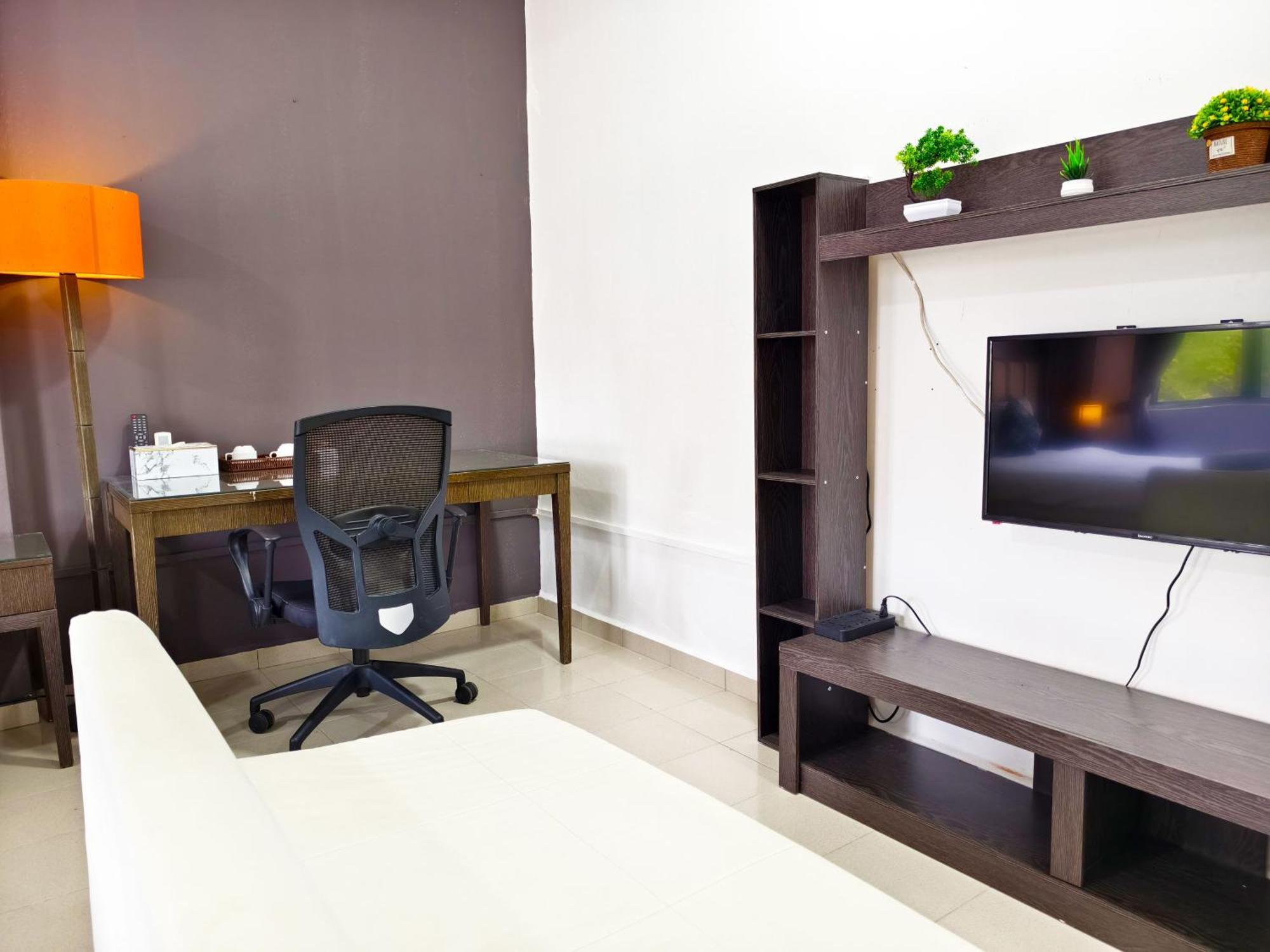 Salaam Suites Hotel Kota Bharu Bagian luar foto