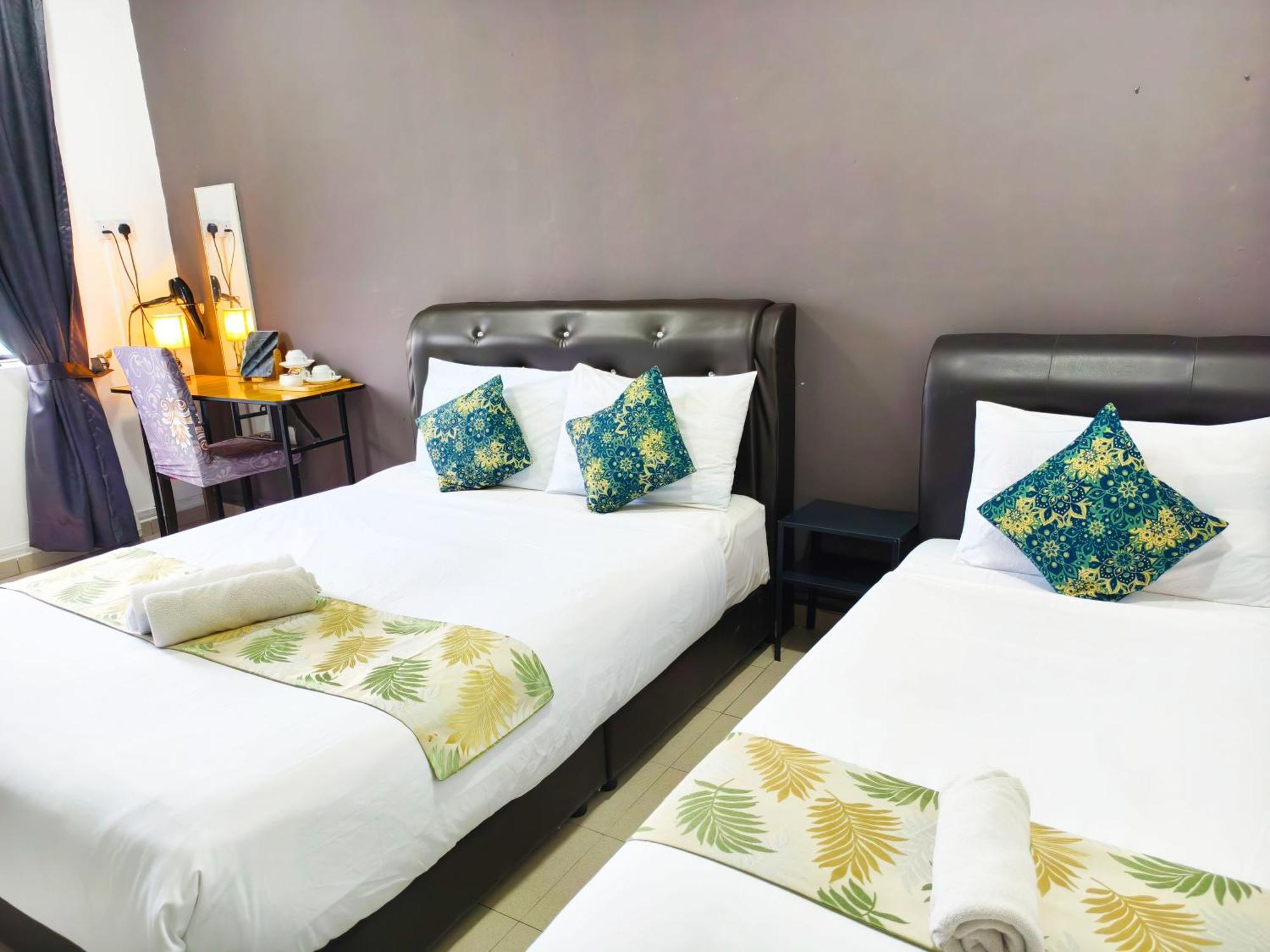Salaam Suites Hotel Kota Bharu Bagian luar foto