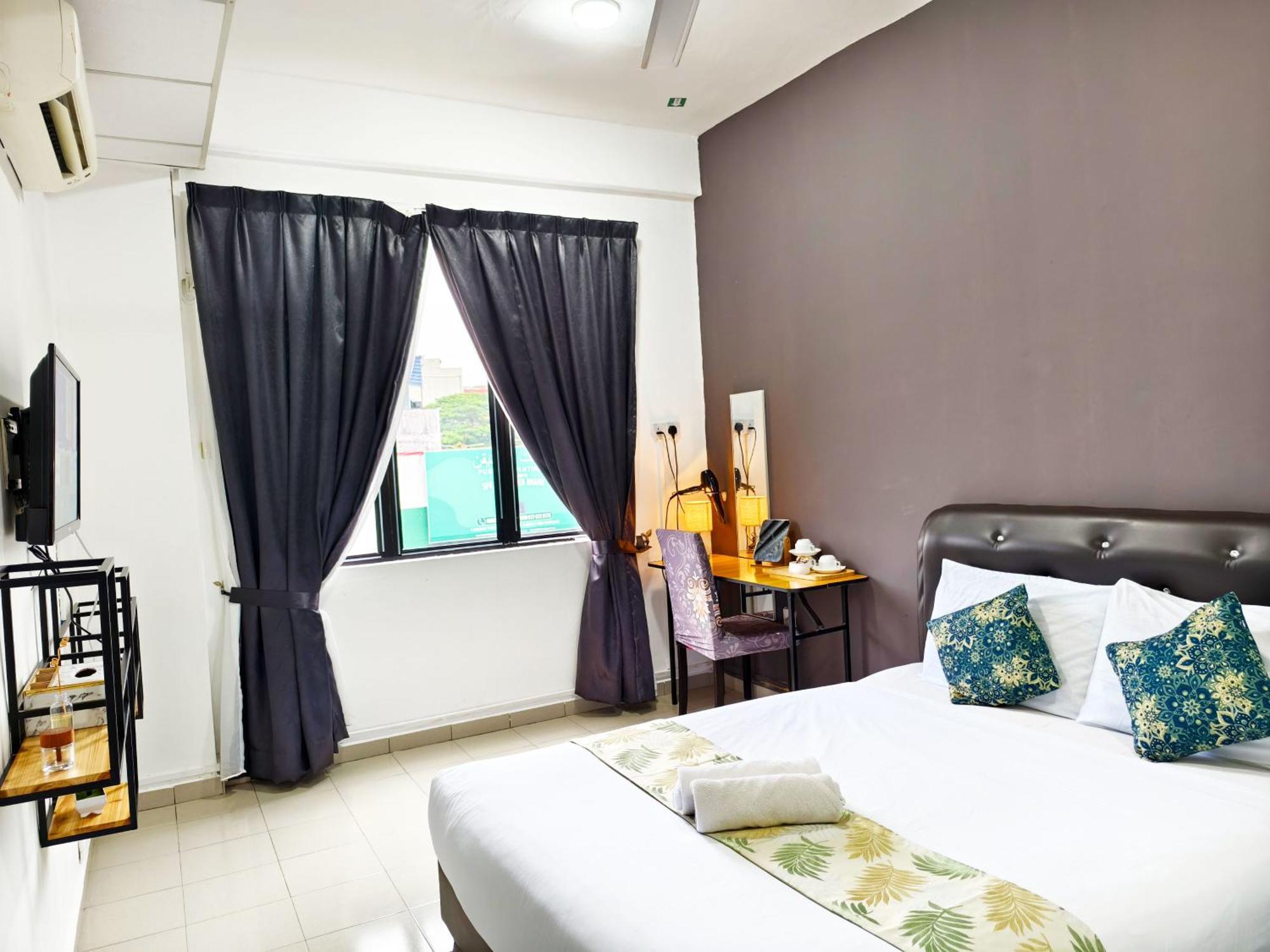 Salaam Suites Hotel Kota Bharu Bagian luar foto