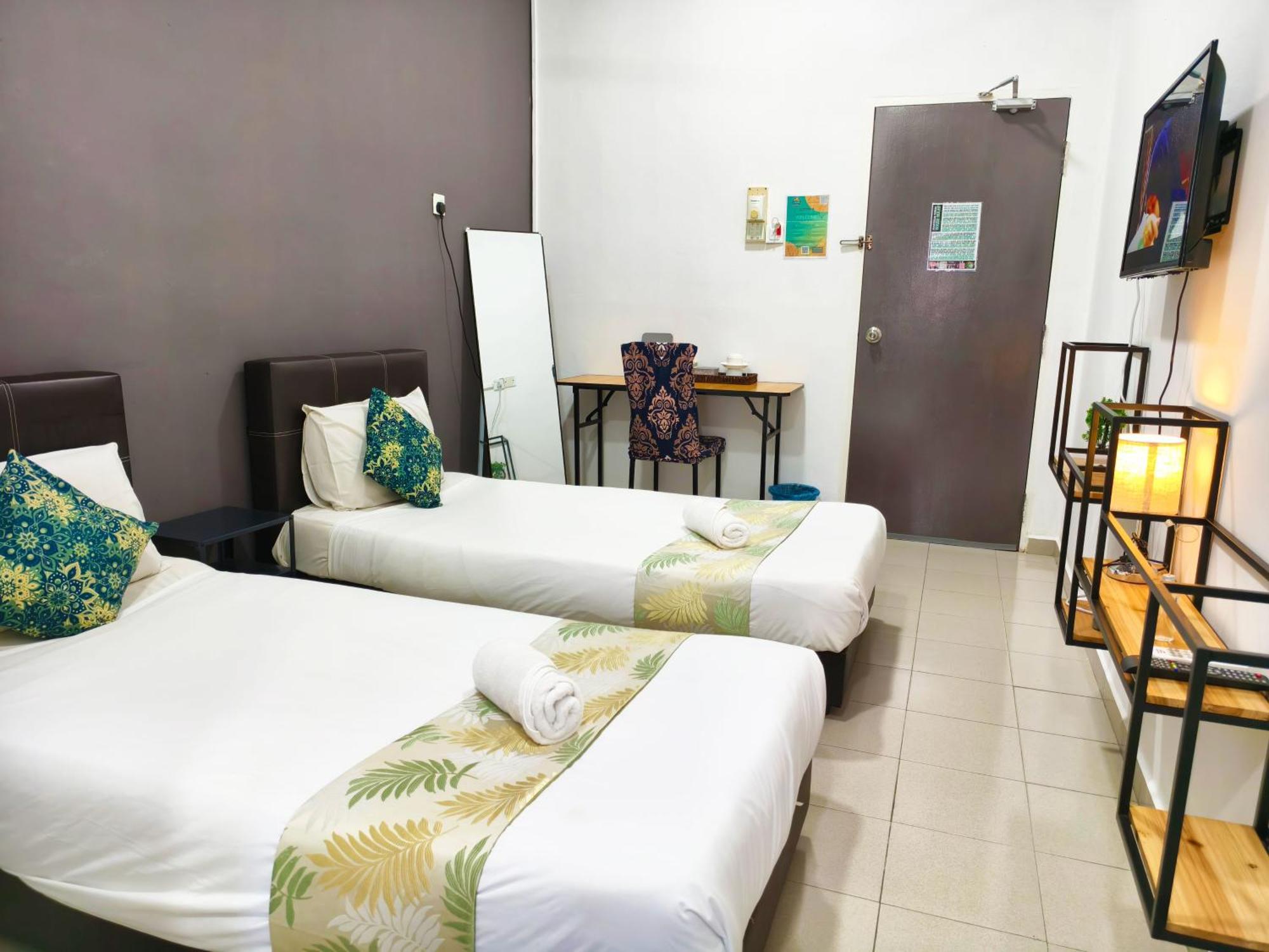 Salaam Suites Hotel Kota Bharu Bagian luar foto