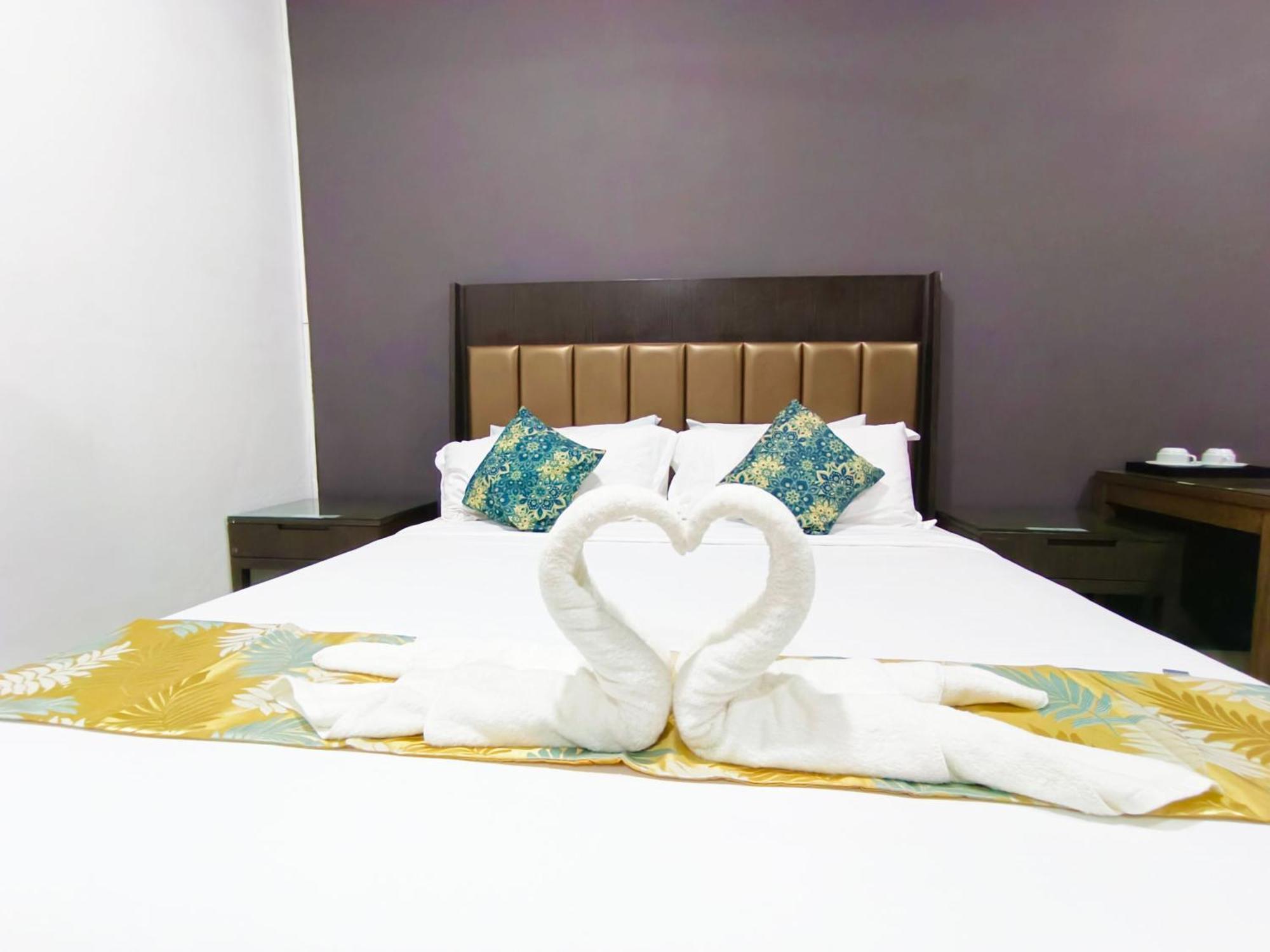 Salaam Suites Hotel Kota Bharu Bagian luar foto